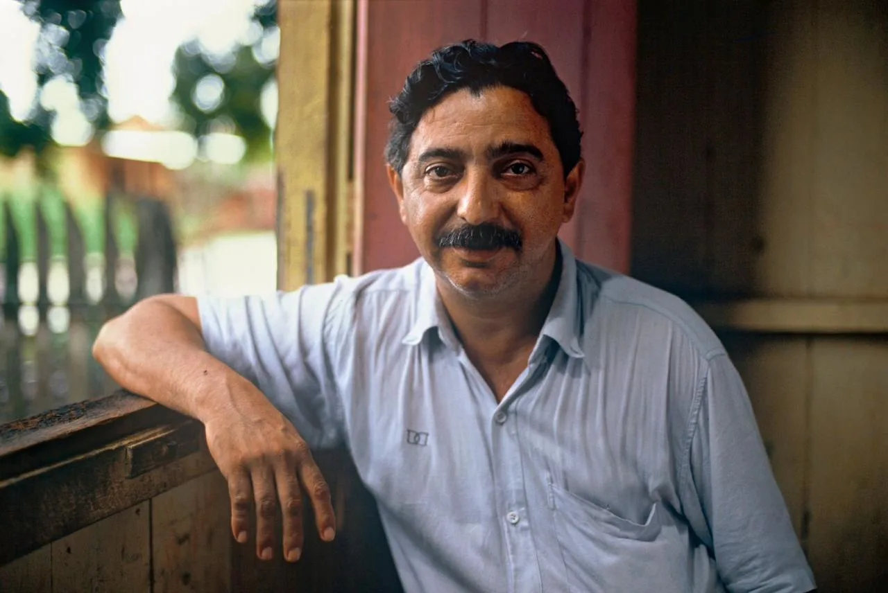 O Brasil amazônico e Chico Mendes: impactos dos modelos socioeconômicos no uso dos recursos naturais