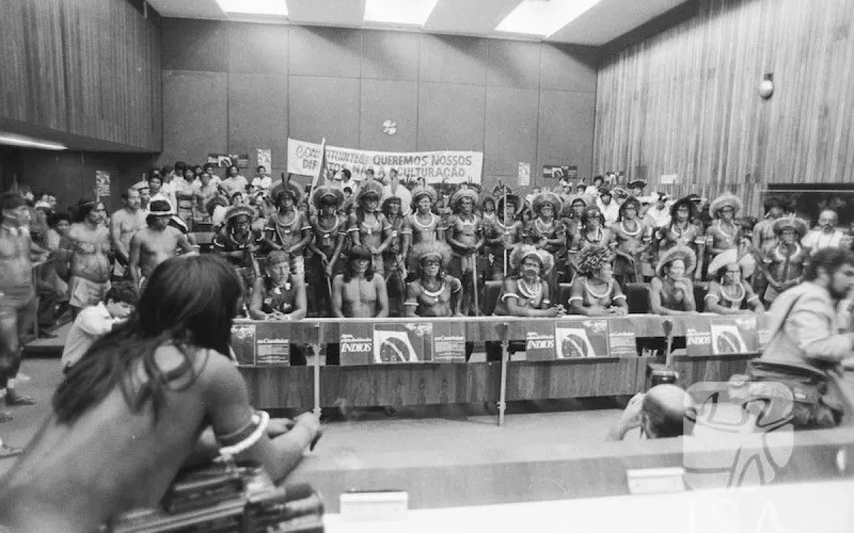 Integrar para não entregar: os povos indígenas na ditadura